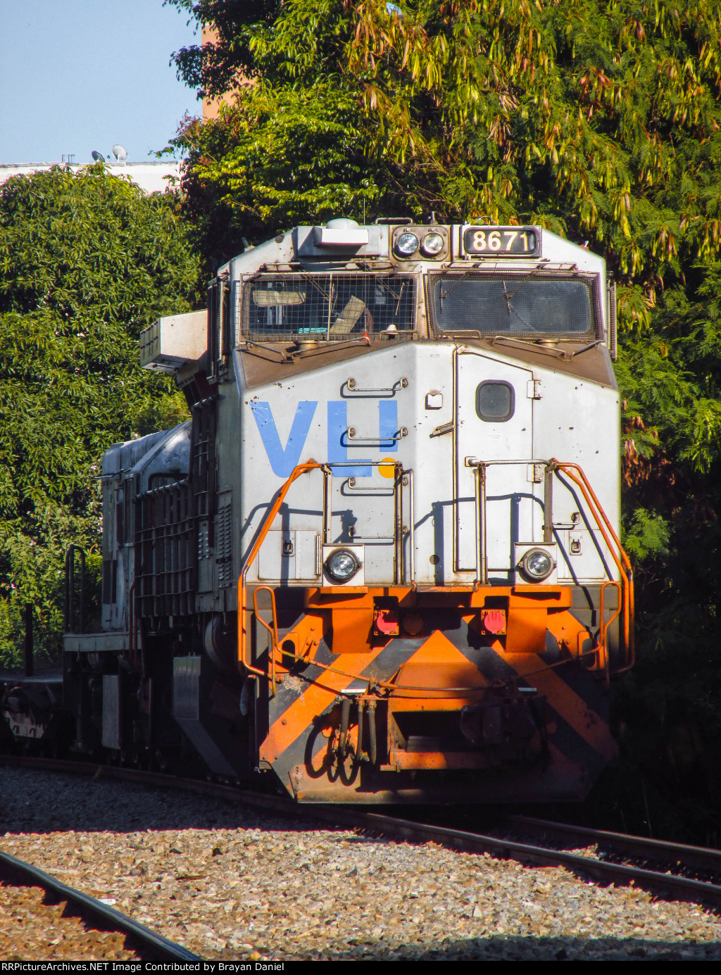 VLI 8681